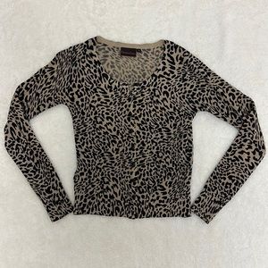 Voodoo Vixen Pin-up style leopard print cardigan. Size Small, GUC